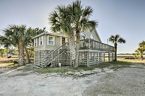 Cozy Waterfront 'island House' on Live Oak Island!