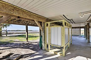 Cozy Waterfront 'island House' on Live Oak Island!