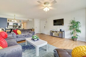 Condo w/ Pool Access & Patio: 8 Mi to Disney!