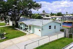 Canalfront Hudson Home W/private Dock & Yard!