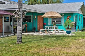 Pet-friendly Bradenton Home ~ 3 Mi to Cortez Beach