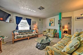 Pet-friendly Bradenton Home ~ 3 Mi to Cortez Beach