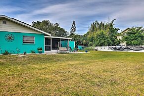 Pet-friendly Bradenton Home ~ 3 Mi to Cortez Beach
