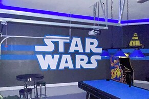 Beautiful Reunion Resort Home < 15 Min to Disney!