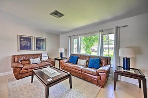 Naples Paradise w/ Private Pool, 4 Mi to Beach!