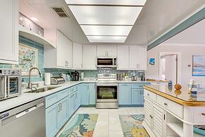 Riverview Homosassa Escape w/ Dock + Lanai!