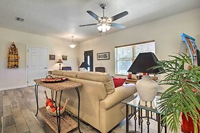 Canalside Crystal River Home w/ Dock & Kayaks