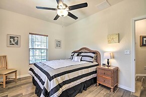 Canalside Crystal River Home w/ Dock & Kayaks