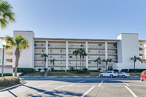 Miramar Beach Retreat - Beachfront & Poolside