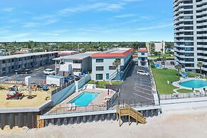 Oceanfront Daytona Beach Condo w/ Beach Views!