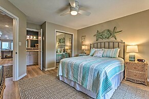 Beachy Lakefront Escape - Walk to the Shore!