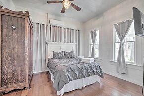 Charming 100-year-old Home < 1 Mi to Downtown