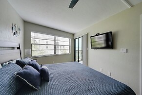 Waterfront Marco Island Condo w/ Pool + Hot Tub!