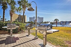 Snowbird's Retreat: Walkable Destin Condo w/ View!