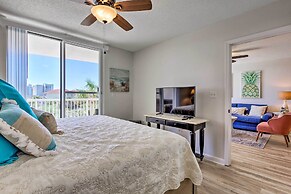 Snowbird's Retreat: Walkable Destin Condo w/ View!