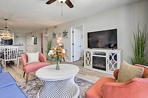 Snowbird's Retreat: Walkable Destin Condo w/ View!