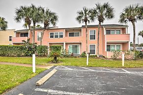 Breezy St Augustine Condo: Walk to Crescent Beach!
