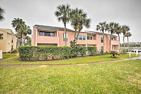 Breezy St Augustine Condo: Walk to Crescent Beach!
