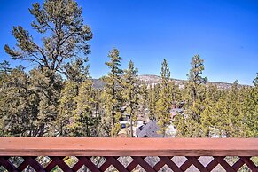 5 Mi to Snow Summit: Cabin w/ Deck & Fireplace