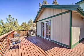 5 Mi to Snow Summit: Cabin w/ Deck & Fireplace