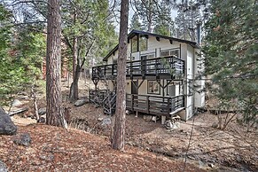 Modern Cabin w/ Game Room & Deck, Near Skiing