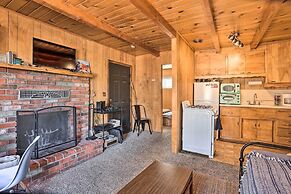 Peaceful Cozy Cabin ~ 3 Mi to Big Bear Lake!