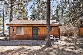 Peaceful Cozy Cabin ~ 3 Mi to Big Bear Lake!