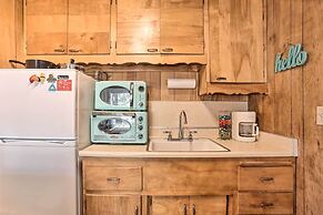 Peaceful Cozy Cabin ~ 3 Mi to Big Bear Lake!