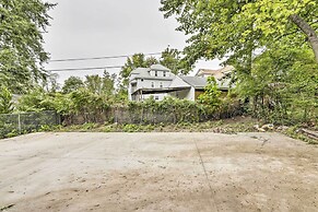 Cozy Springfield Apartment, Close to Parks!