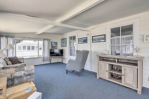 Plum Island Retreat ~ 1-block Walk to Beach!