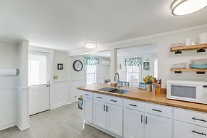 Plum Island Retreat ~ 1-block Walk to Beach!