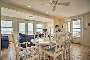 2 Decks + Beach Access: Oceanfront Getaway!