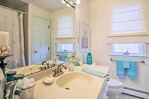 2 Decks + Beach Access: Oceanfront Getaway!