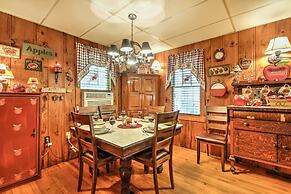 Pet-friendly Cabin w/ Fire Pit, BBQ & Great Deck!
