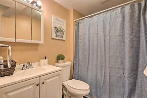Stunning Brockton Apt < 4 Mi to Westgate Mall!