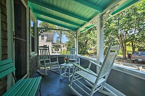 Charming MV Cottage: Walk to Dtwn Oak Bluffs!