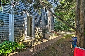 Charming MV Cottage: Walk to Dtwn Oak Bluffs!