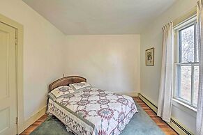 Apt on Vineyard Haven Near Nantucket Sound!