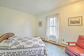 Apt on Vineyard Haven Near Nantucket Sound!