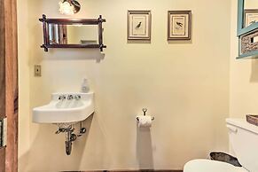 Cozy Monterey Home w/ Porch: Walk to Lake Garfield