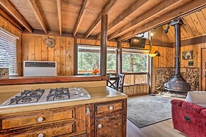 Quiet Big Bear City Cabin w/ Loft: 5 Mi to Village