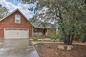 5 Mi to Big Bear Lake: Home w/ Hot Tub!