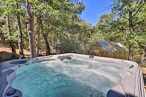 5 Mi to Big Bear Lake: Home w/ Hot Tub!