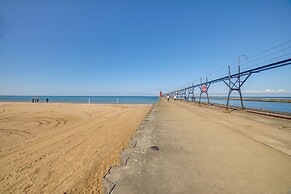 'phoenix Nest' South Haven Condo: River View!