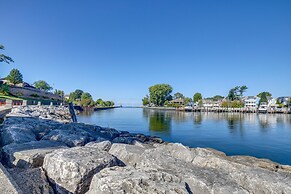 'phoenix Nest' South Haven Condo: River View!