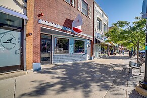 'phoenix Nest' South Haven Condo: River View!