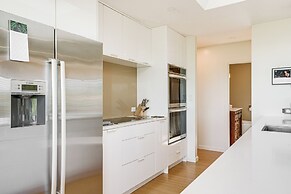 Elegant Gloucester Beach Getaway With Ocean Views!