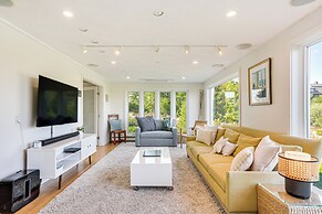 Elegant Gloucester Beach Getaway With Ocean Views!