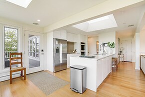 Elegant Gloucester Beach Getaway With Ocean Views!