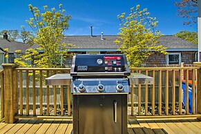 Wareham Cottage w/ Deck, Walk to Swift's Beach